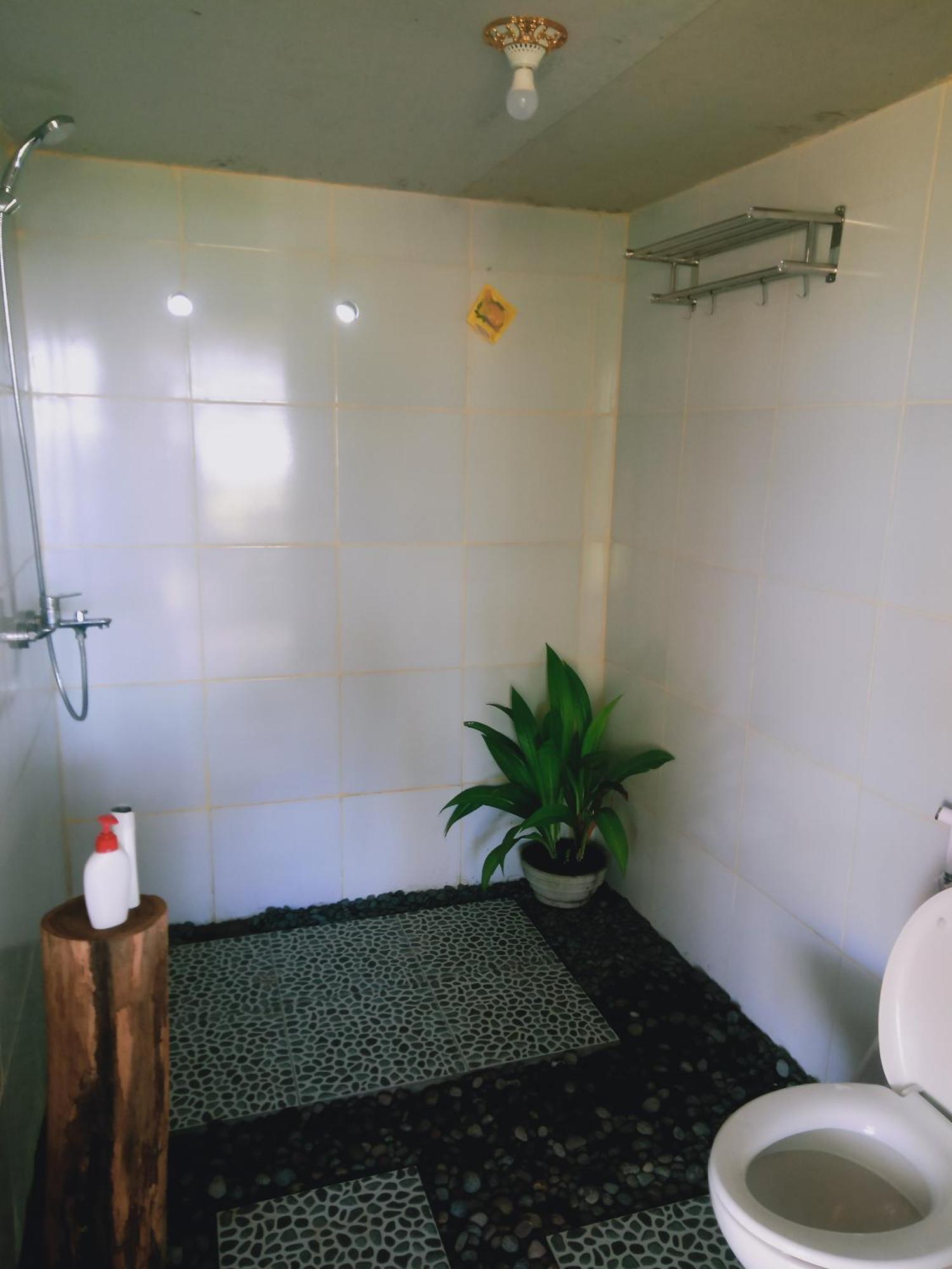 Coconut Homestay Tetebatu Exteriör bild
